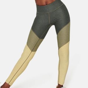 Outdoor Voices Spring Warmup Leggings